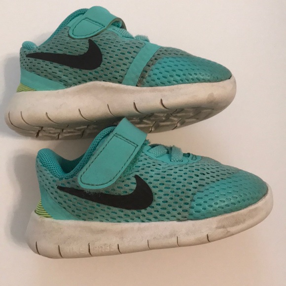 Nike baby tennis shoes - Picture 4 of 5